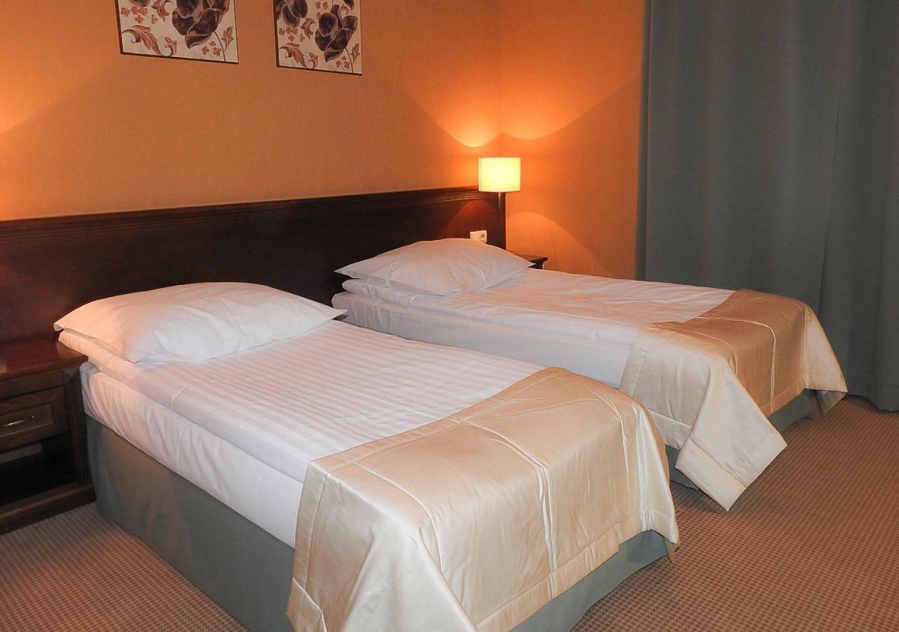 Hotel Nowodwory Ciechanowiec Extérieur photo