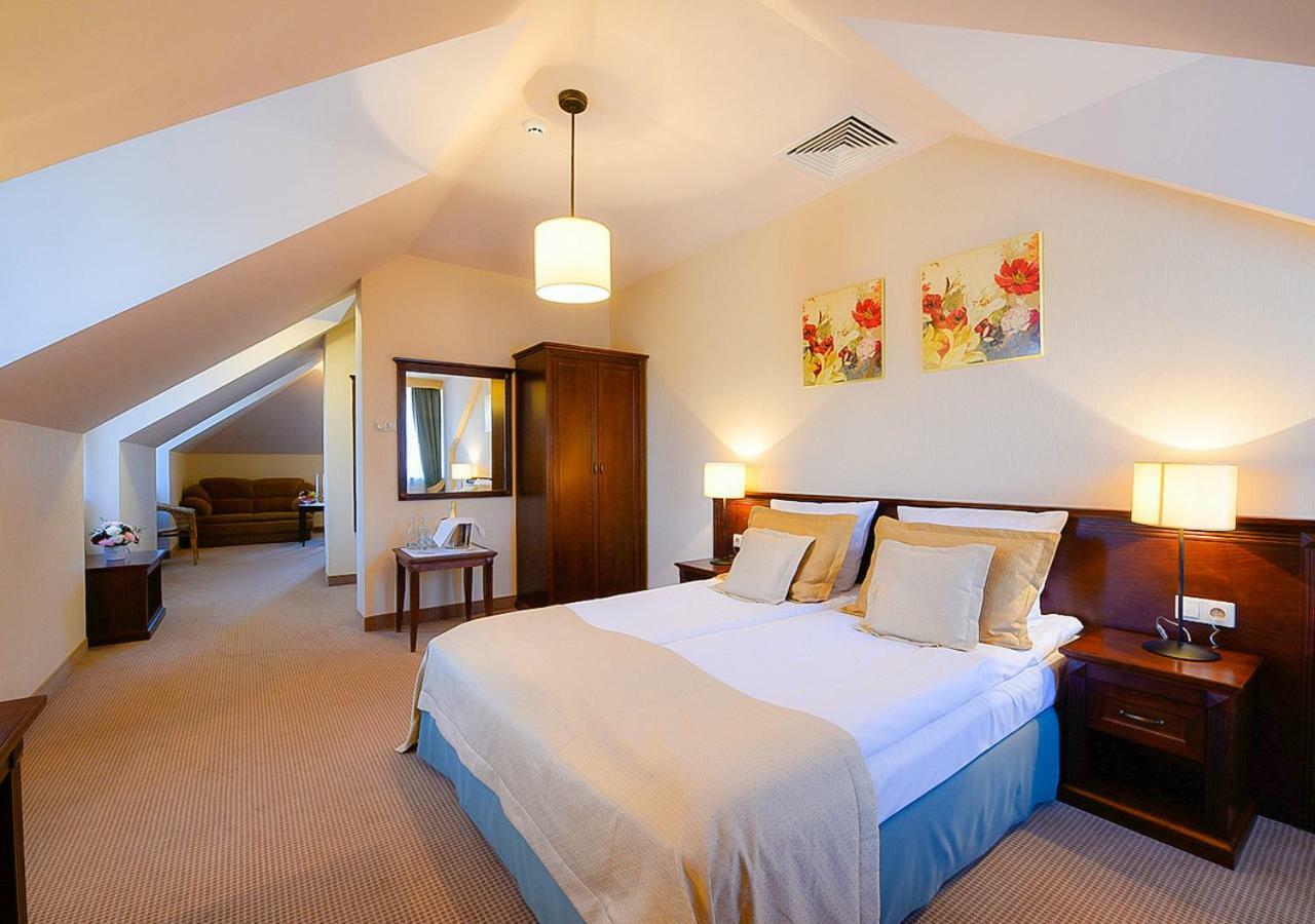 Hotel Nowodwory Ciechanowiec Extérieur photo